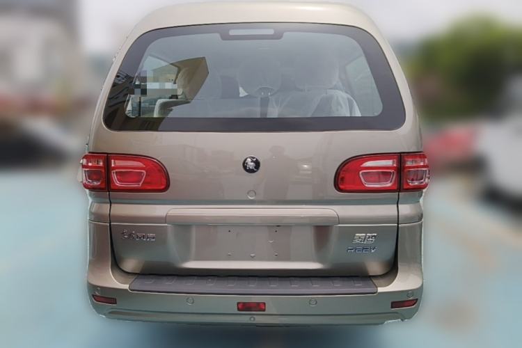 Used FORTHING Lingzhi M5 2025 Model 110km Range-Extended Basic Version, 7 Seats Rear
