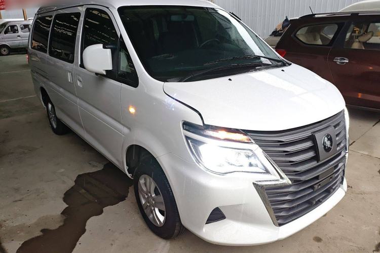 Used FORTHING Lingzhi M5 2025 Model 110km Range-Extended Comfort Version, 7 Seats Front Right 45 Deg