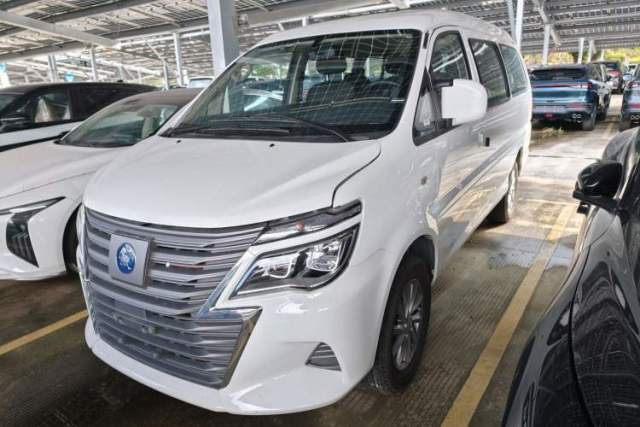 Used FORTHING Lingzhi M5 2025 Model 460km Basic Version, 9 Seats