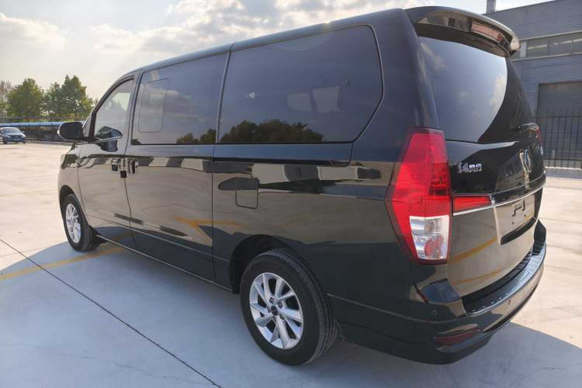 Used FORTHING Lingzhi PLUS 2021 Travel Edition 2.0L Manual Luxury 7-Seater Exterior 4