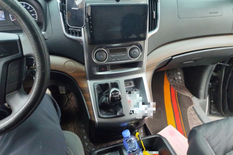 Used FORTHING Lingzhi PLUS 2021 2.0L Manual Comfort Model CNG 7-Seater Audio And AC Panel