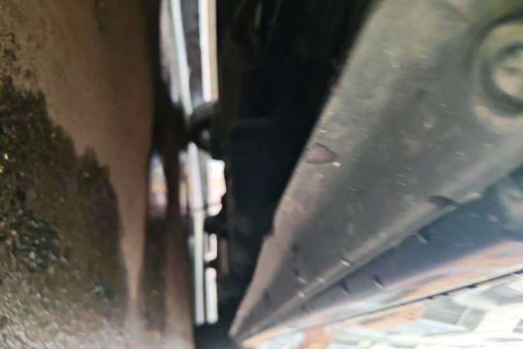 Used FORTHING Lingzhi PLUS 2021 2.0L Manual Luxury 7-Seater Chassis Front Left