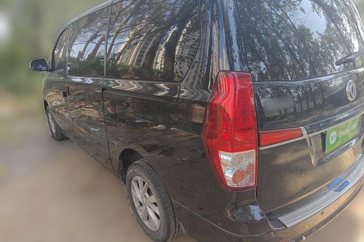 Used FORTHING Lingzhi PLUS 2021 2.0L Manual Luxury 7-Seater Exterior 3