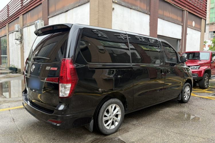 Used FORTHING Lingzhi PLUS 2021 2.0L Manual Luxury 7-Seater Exterior 3
