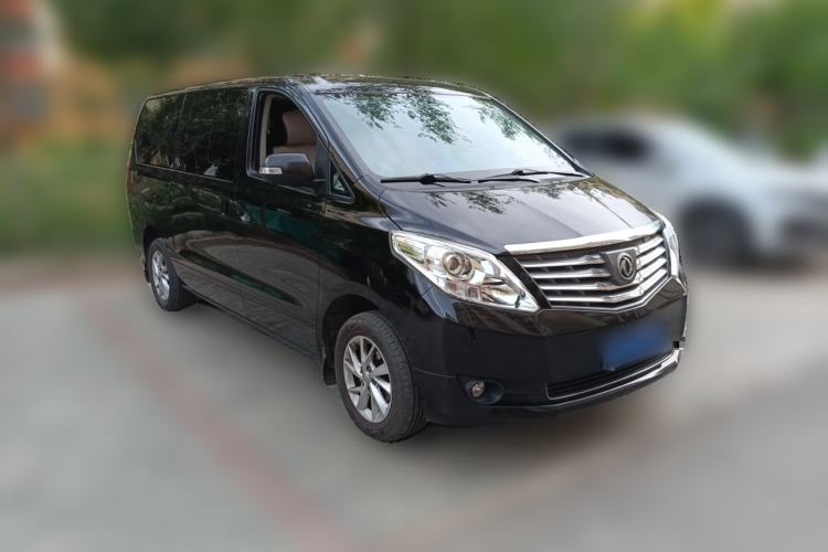 Used FORTHING Lingzhi PLUS 2021 2.0L Manual Luxury 7-Seater Front Right 45 Deg