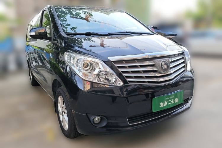 Used FORTHING Lingzhi PLUS 2021 Travel Edition 2.0L Manual Luxury 7-Seater Front Right 45 Deg