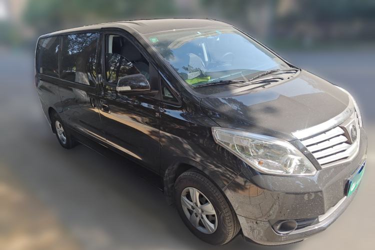 Used FORTHING Lingzhi PLUS 2021 2.0L Manual Comfort Version 7 Seats Front Right 45 Deg