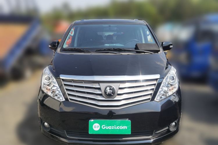Used FORTHING Lingzhi PLUS 2021 2.0L Manual Luxury 9-Seater Front