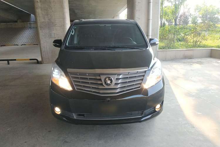 Used FORTHING Lingzhi PLUS 2021 Travel Edition 2.0L Manual Luxury 7-Seater Front