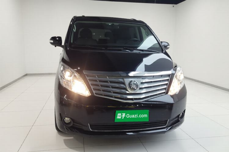 Used FORTHING Lingzhi PLUS 2021 Travel Edition 2.0L Manual Luxury 7-Seater Front