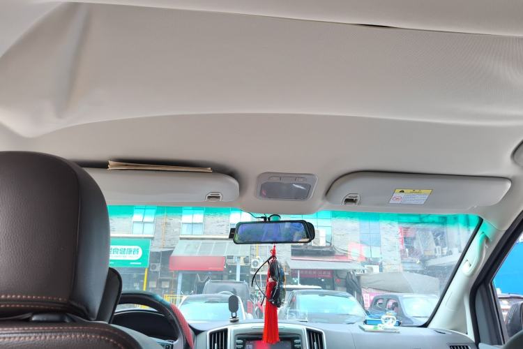 Used FORTHING Lingzhi PLUS 2021 2.0L Manual Luxury 7-Seater Headliner
