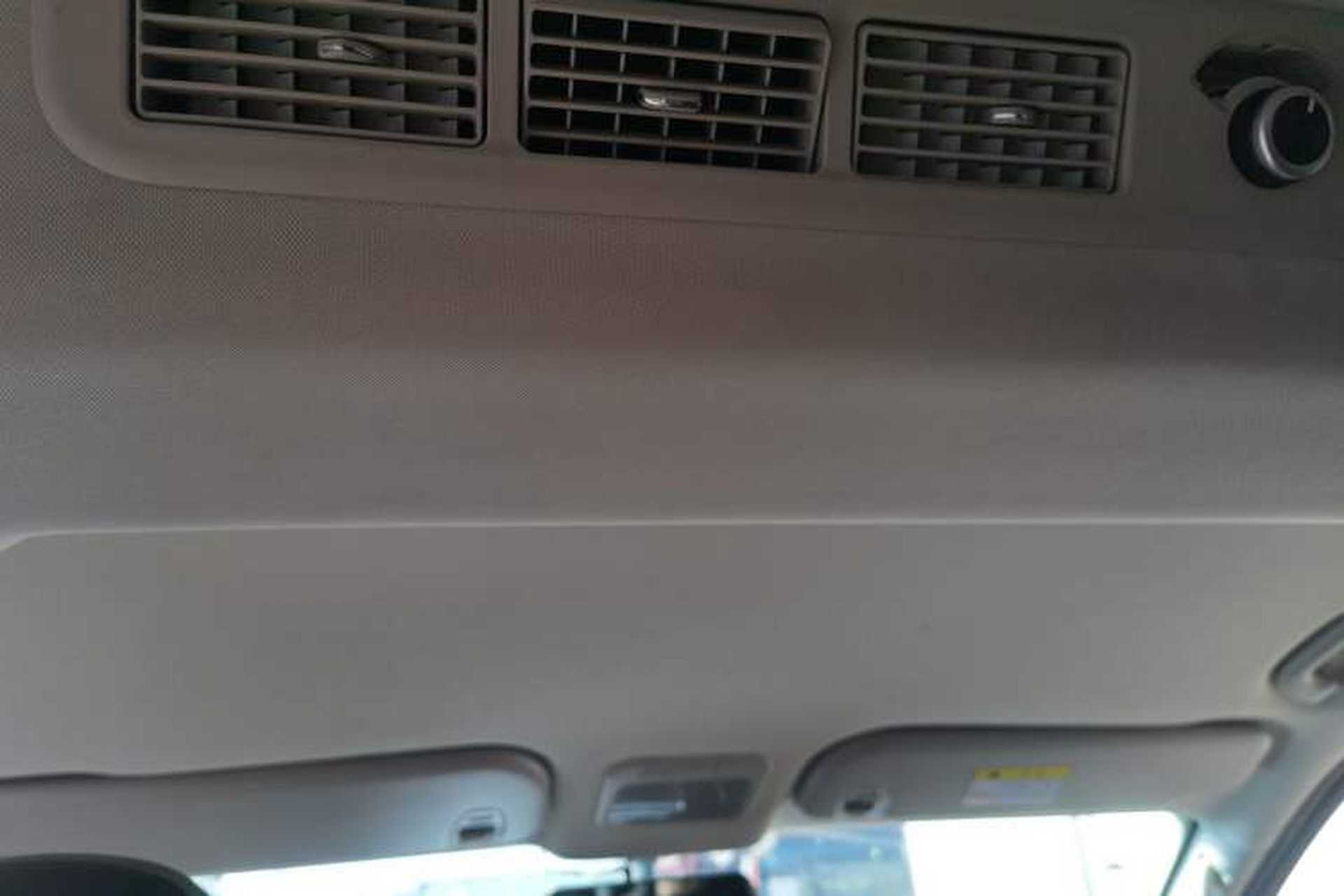Used FORTHING Lingzhi PLUS 2021 2.0L Manual Luxury 9-Seater Headliner