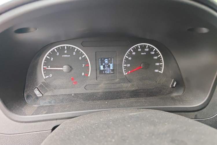 Used FORTHING Lingzhi PLUS 2021 2.0L Manual Comfort Version 7 Seats Instrument Cluster