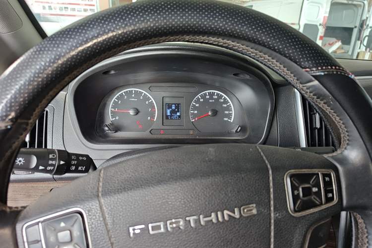 Used FORTHING Lingzhi PLUS 2021 Travel Edition 2.0L Manual Luxury 7-Seater Instrument Cluster