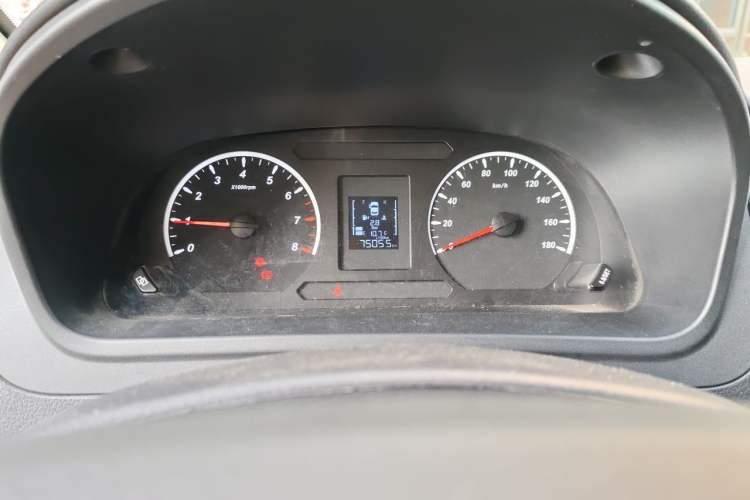 Used FORTHING Lingzhi PLUS 2021 Travel Edition 2.0L Manual Luxury 7-Seater Instrument Cluster