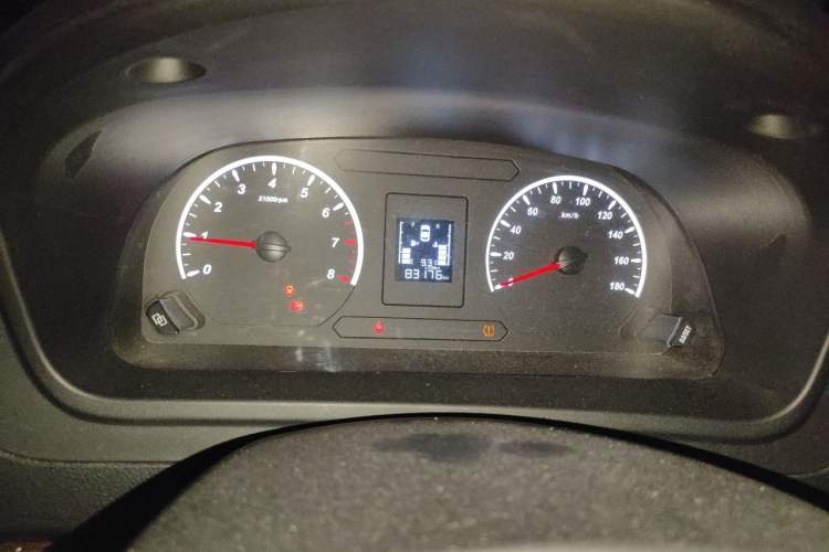 Used FORTHING Lingzhi PLUS 2021 Travel Edition 2.0L Manual Luxury 7-Seater Instrument Cluster