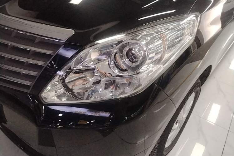 Used FORTHING Lingzhi PLUS 2021 2.0L Manual Luxury 7-Seater Left Front Headlight