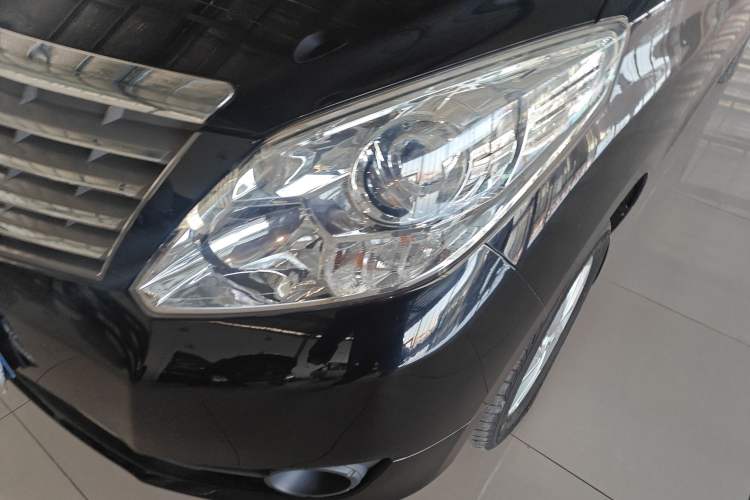 Used FORTHING Lingzhi PLUS 2021 2.0L Manual Luxury 7-Seater Left Front Headlight