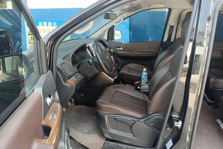 Used FORTHING Lingzhi PLUS 2021 2.0L Manual Luxury 7-Seater Left Front Seat