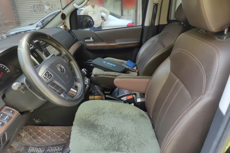 Used FORTHING Lingzhi PLUS 2021 2.0L Manual Luxury 7-Seater Left Front Seat