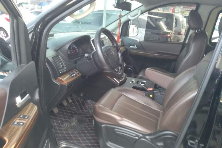 Used FORTHING Lingzhi PLUS 2021 2.0L Manual Luxury 7-Seater Left Front Seat