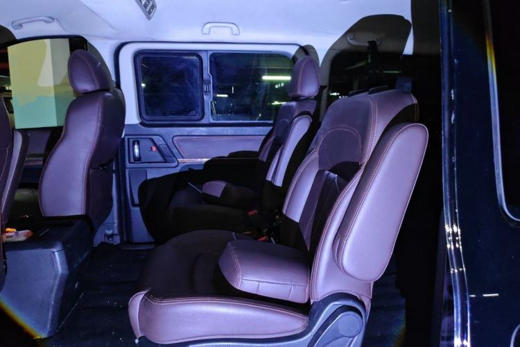 Used FORTHING Lingzhi PLUS 2021 2.0L Manual Comfort Version 7 Seats Left Rear Seat