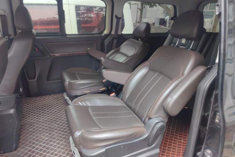 Used FORTHING Lingzhi PLUS 2021 2.0L Manual Luxury 7-Seater Left Rear Seat