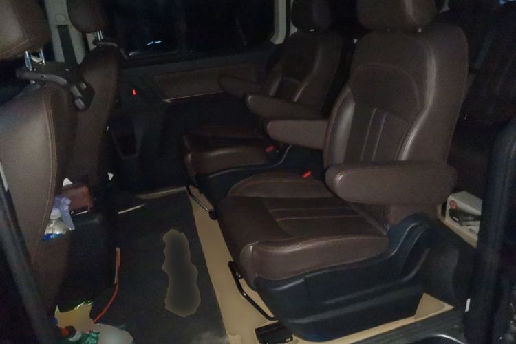 Used FORTHING Lingzhi PLUS 2021 2.0L Manual Luxury 7-Seater Left Rear Seat