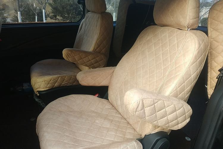 Used FORTHING Lingzhi PLUS 2021 2.0L Manual Comfort Version 7 Seats Left Rear Seat