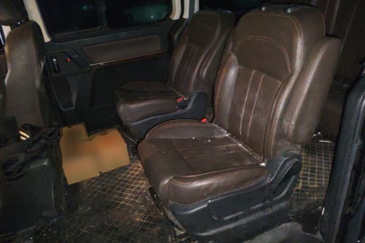 Used FORTHING Lingzhi PLUS 2021 2.0L Manual Luxury 7-Seater Left Rear Seat