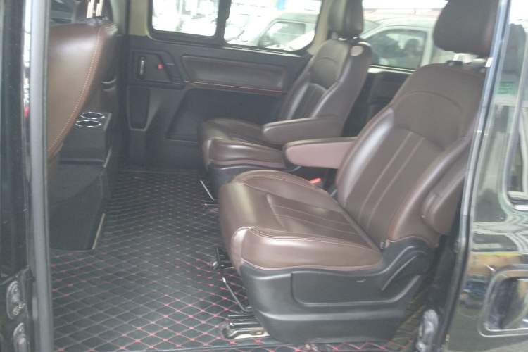 Used FORTHING Lingzhi PLUS 2021 2.0L Manual Luxury 7-Seater Left Rear Seat