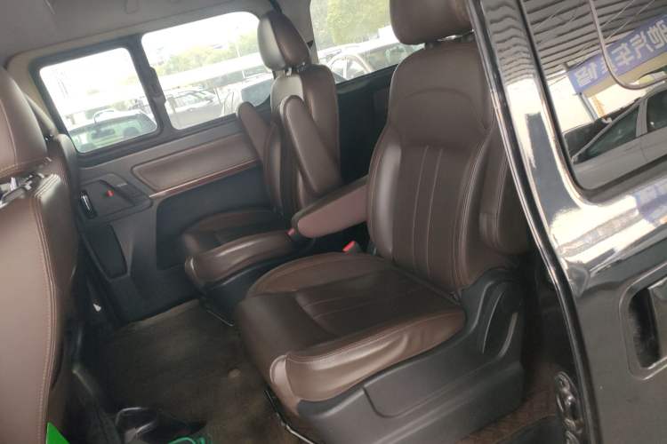 Used FORTHING Lingzhi PLUS 2021 2.0L Manual Luxury 7-Seater Left Rear Seat