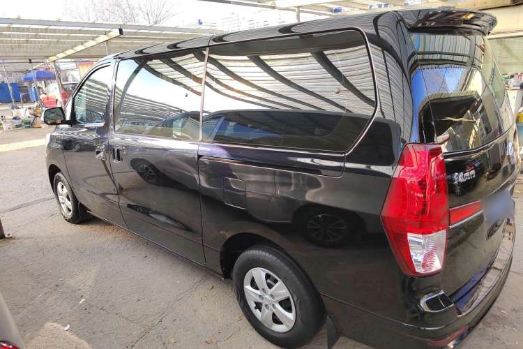 Used FORTHING Lingzhi PLUS 2021 2.0L Manual Comfort Version 7 Seats Left Side