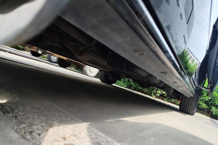 Used FORTHING Lingzhi PLUS 2021 2.0L Manual Luxury 7-Seater Left Side Sill