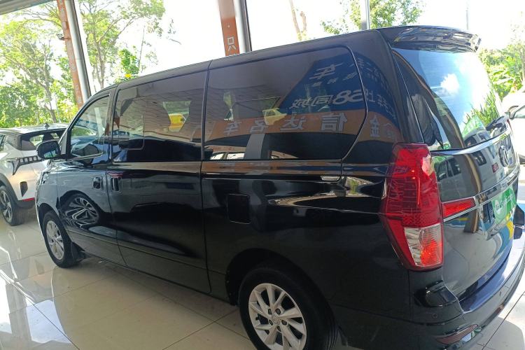 Used FORTHING Lingzhi PLUS 2021 2.0L Manual Luxury 7-Seater Left Side