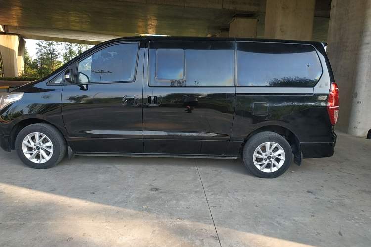 Used FORTHING Lingzhi PLUS 2021 Travel Edition 2.0L Manual Luxury 7-Seater Left Side