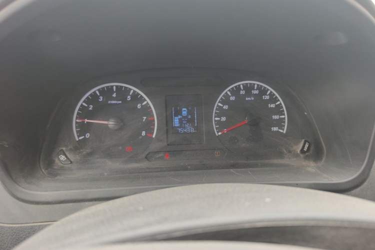 Used FORTHING Lingzhi PLUS 2021 Travel Edition 2.0L Manual Comfort Version 9 Seats Odometer Close Up