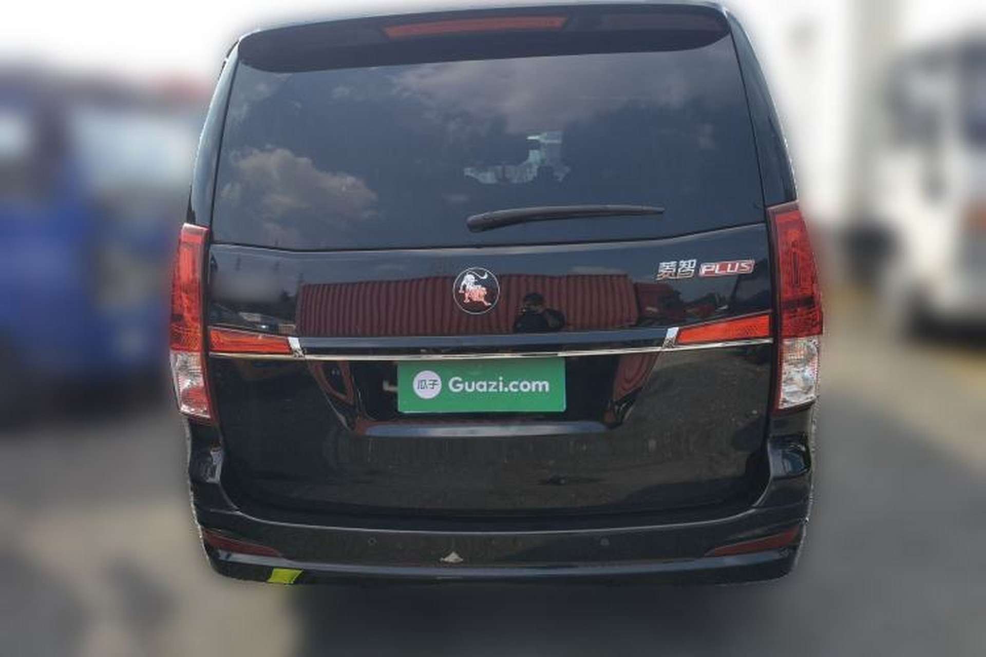 Used FORTHING Lingzhi PLUS 2021 2.0L Manual Luxury 9-Seater Rear