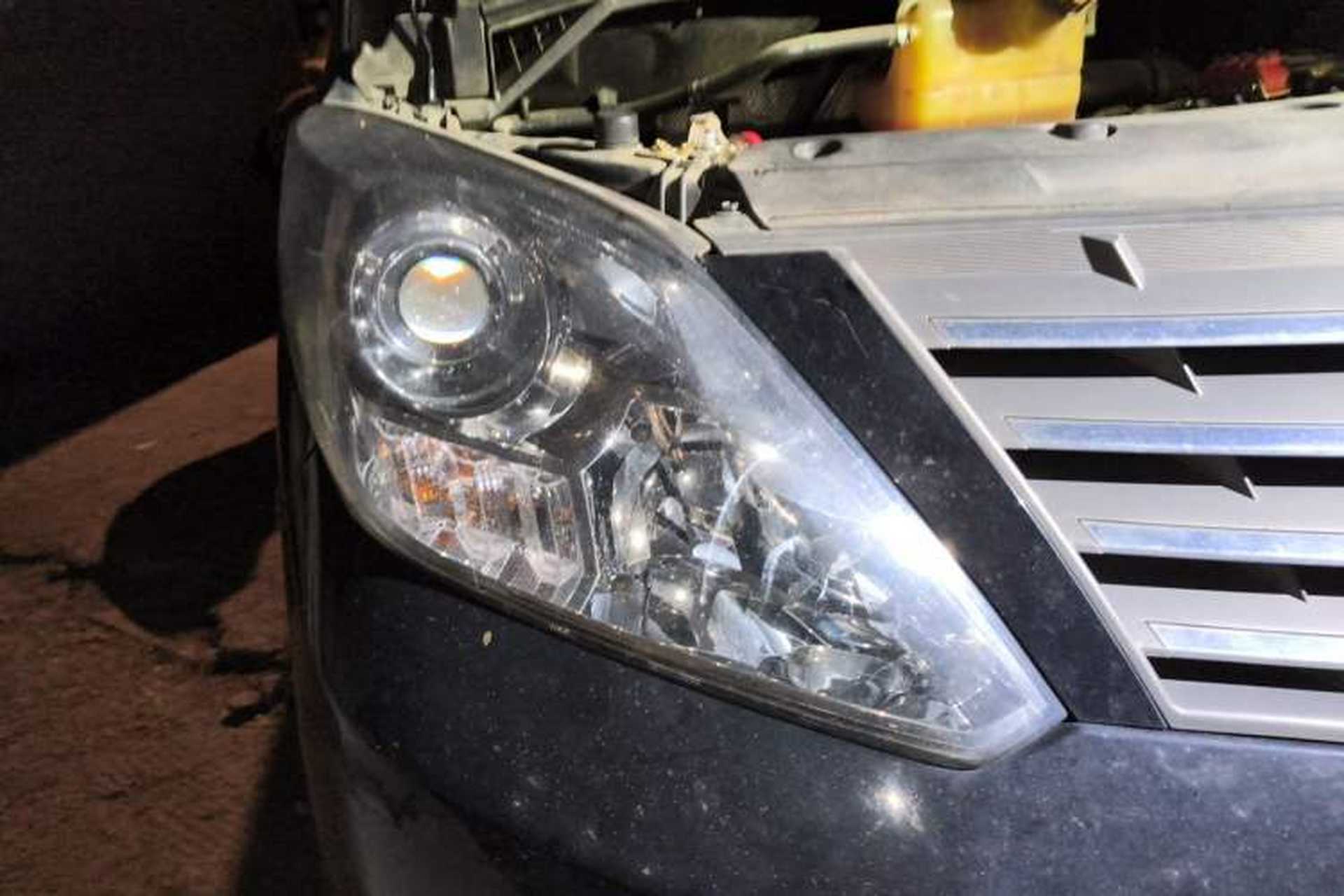 Used FORTHING Lingzhi PLUS 2021 2.0L Manual Luxury 7-Seater Right Front Headlight