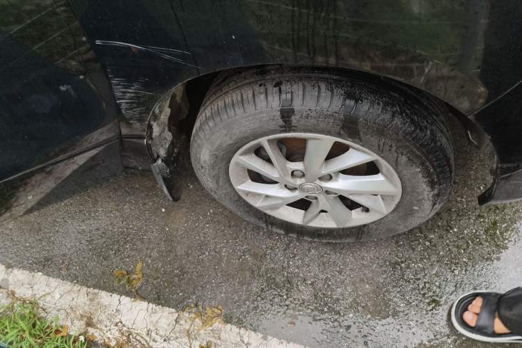 Used FORTHING Lingzhi PLUS 2021 2.0L Manual Luxury 7-Seater Right Front Wheel Hub