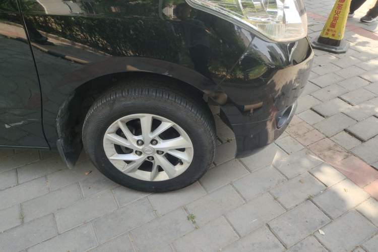 Used FORTHING Lingzhi PLUS 2021 2.0L Manual Luxury 7-Seater Right Front Wheel Hub