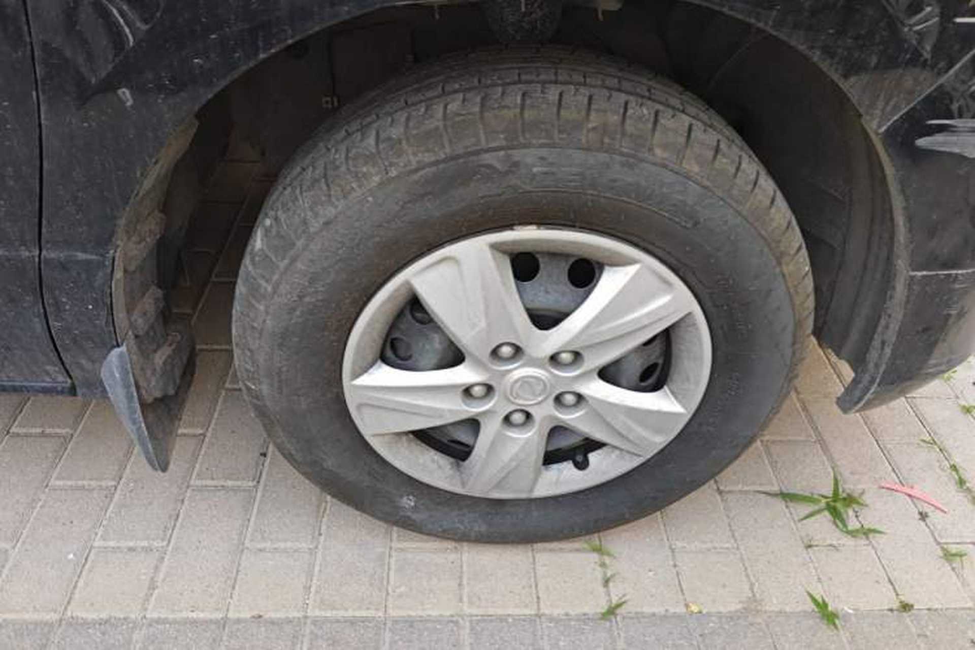 Used FORTHING Lingzhi PLUS 2021 Travel Edition 2.0L Manual Comfort Version 7 Seats Right Front Wheel Hub