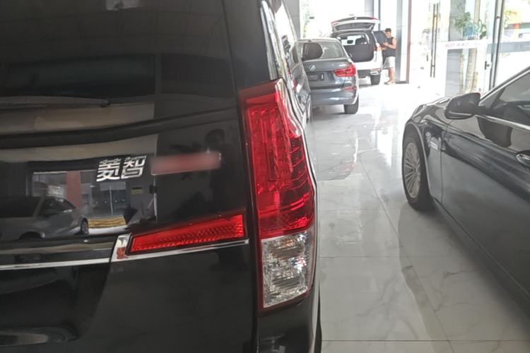 Used FORTHING Lingzhi PLUS 2021 2.0L Manual Luxury 7-Seater Right Rear Taillight