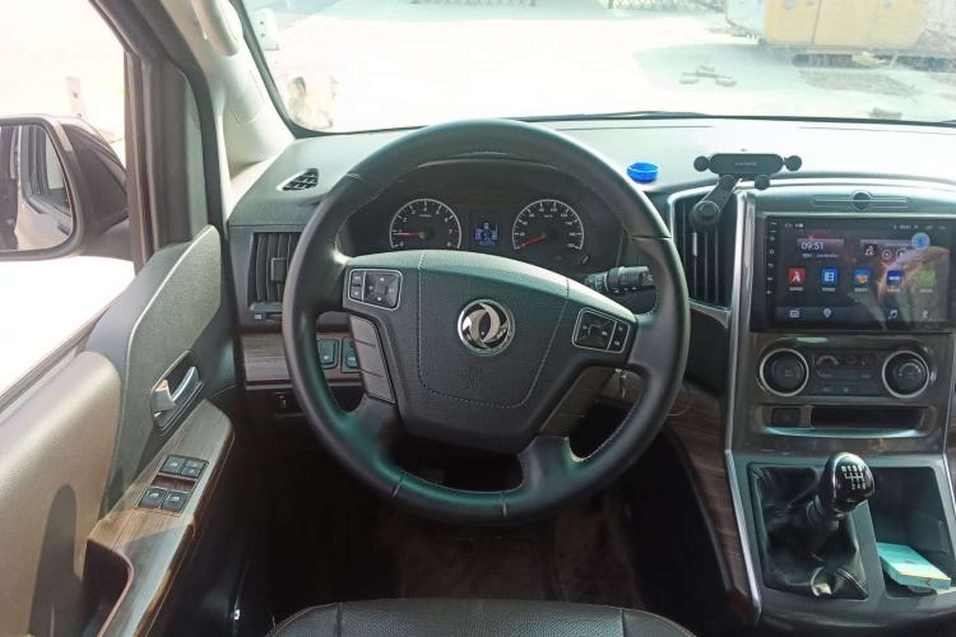 Used FORTHING Lingzhi PLUS 2021 2.0L Manual Luxury 7-Seater Steering Wheel