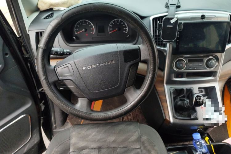 Used FORTHING Lingzhi PLUS 2021 2.0L Manual Comfort Model CNG 7-Seater Steering Wheel