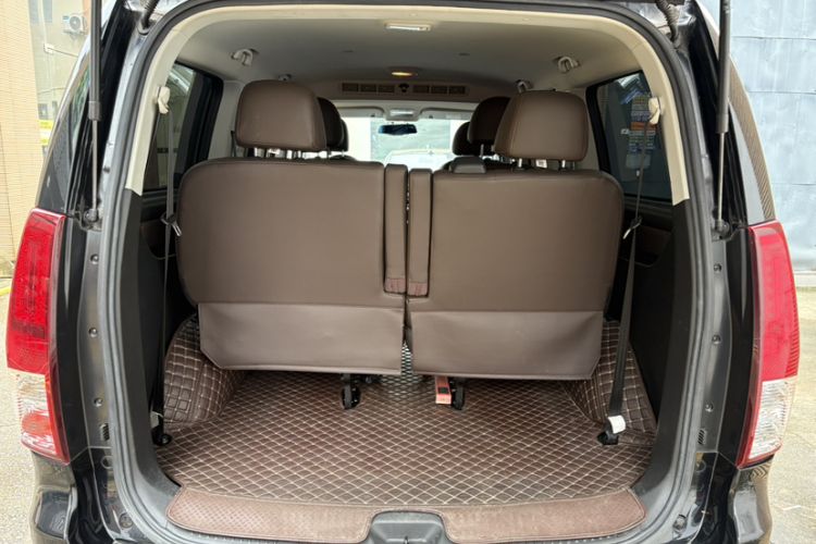 Used FORTHING Lingzhi PLUS 2021 2.0L Manual Luxury 7-Seater Trunk