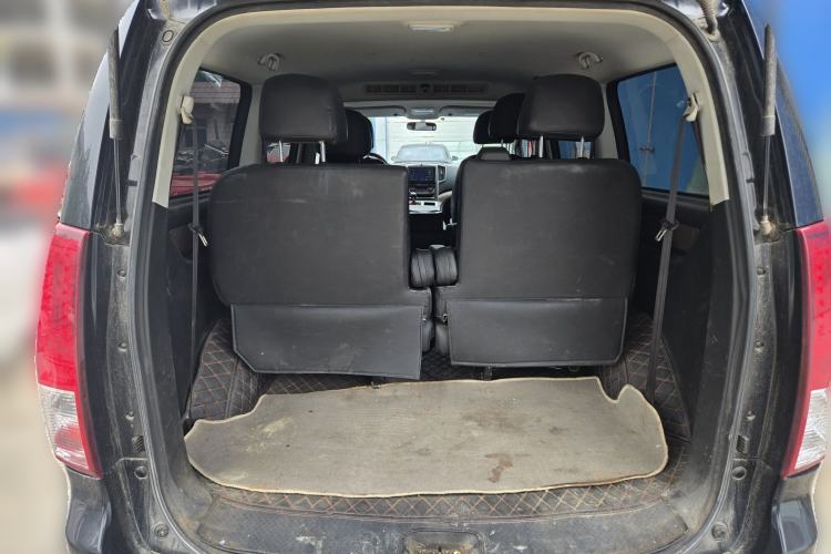 Used FORTHING Lingzhi PLUS 2021 2.0L Manual Comfort Model CNG 7-Seater Trunk