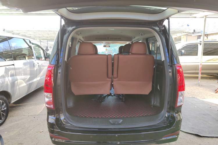 Used FORTHING Lingzhi PLUS 2021 2.0L Manual Comfort Version 7 Seats Trunk