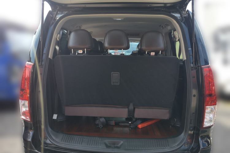 Used FORTHING Lingzhi PLUS 2021 2.0L Manual Luxury 9-Seater Trunk