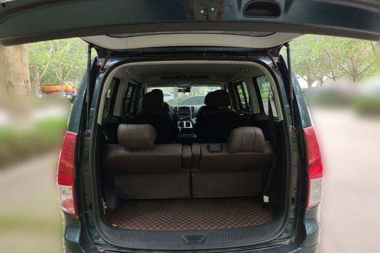 Used FORTHING Lingzhi PLUS 2021 Travel Edition 2.0L Manual Luxury 7-Seater Trunk